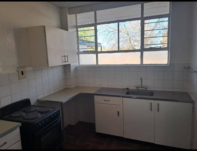 2 BEDROOM PROPERTY TO RENT IN FLORIDA PARK